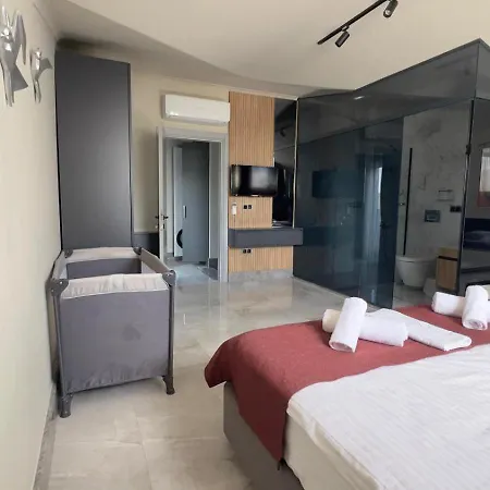 Lüks Versace Villası, Sauna, Jakuzi, Hamam, Yüzme Havuzu Ve Barbekü Alanı * Fethiye