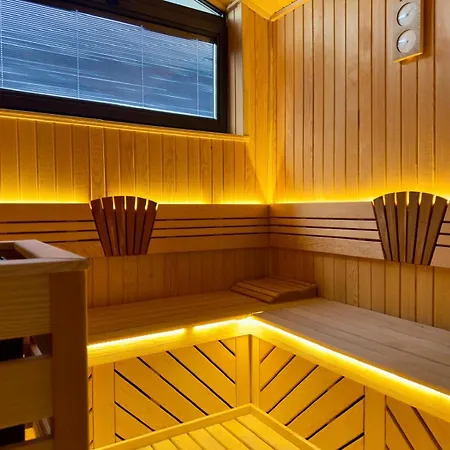 Villa Lueks Versace Villasi, Sauna, Jakuzi, Hamam, Yuezme Havuzu Ve Barbekue Alani