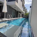 Βίλα Lueks Versace Villasi, Sauna, Jakuzi, Hamam, Yuezme Havuzu Ve Barbekue Alani Φετιγιέ