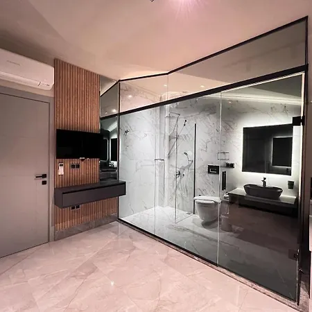 Lueks Versace Villasi, Sauna, Jakuzi, Hamam, Yuezme Havuzu Ve Barbekue Alani Вилла Фетхие
