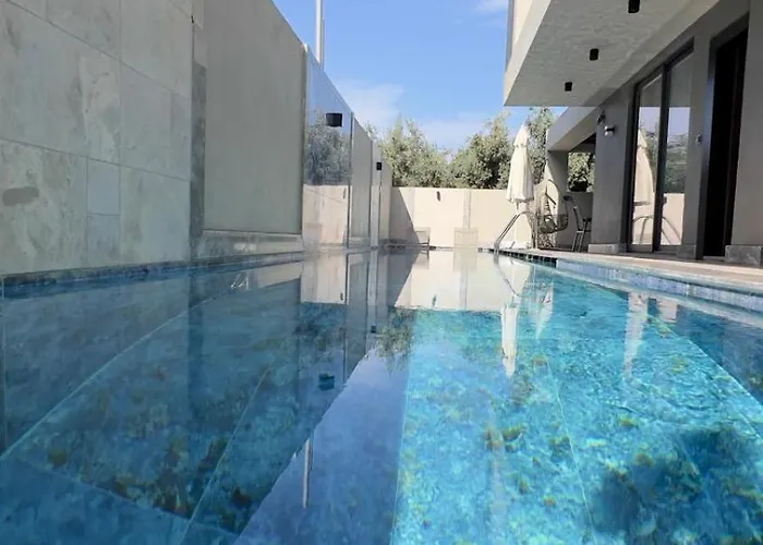 Lueks Versace Villasi, Sauna, Jakuzi, Hamam, Yuezme Havuzu Ve Barbekue Alani * Фетхие