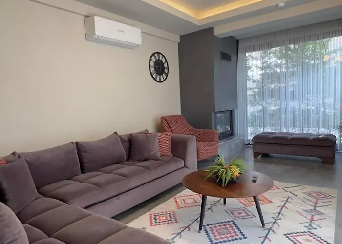 Lueks Versace Villasi, Sauna, Jakuzi, Hamam, Yuezme Havuzu Ve Barbekue Alani *