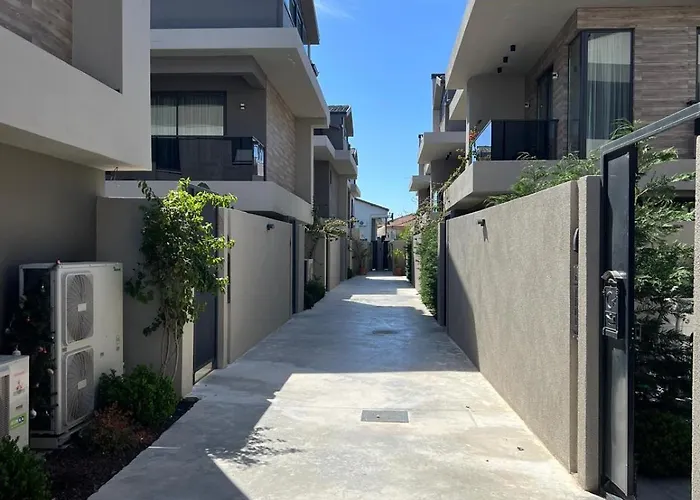 Lueks Versace Villasi, Sauna, Jakuzi, Hamam, Yuezme Havuzu Ve Barbekue Alani Villa Fethiye